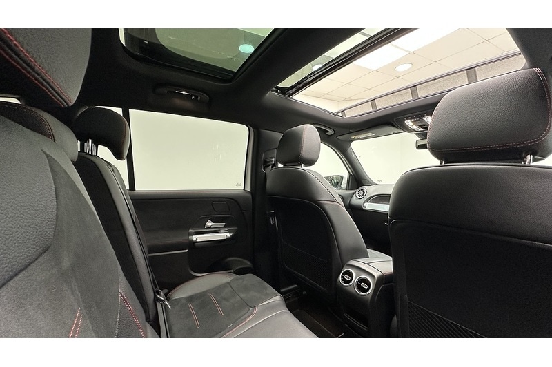 Used Mercedes-Benz GLB 2021 for sale - 76784417: Photo 32