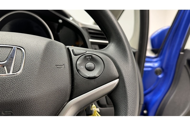 Used Honda Jazz 2020 for sale - 77873341: Photo 35