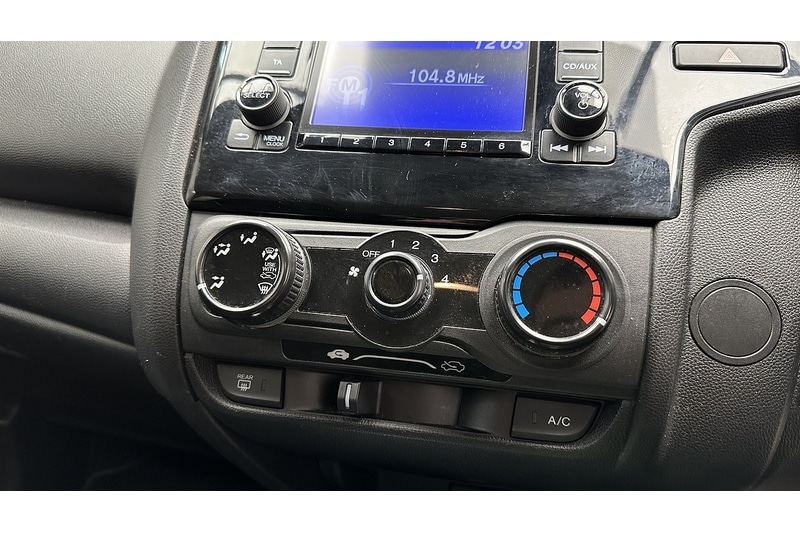 Used Honda Jazz 2020 for sale - 77873341: Photo 41