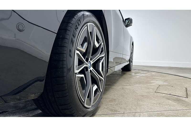 Used BMW iX 2022 for sale - 76910734: Photo 17