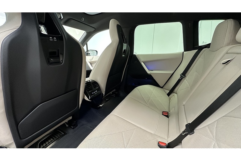 Used BMW iX 2022 for sale - 76910734: Photo 29