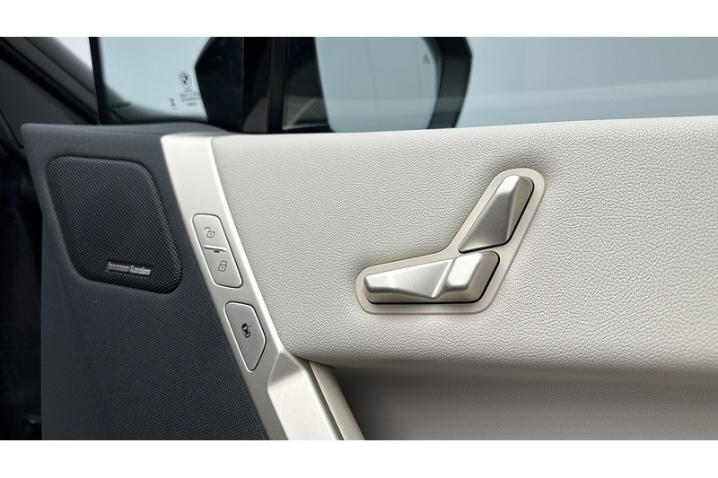 Used BMW iX 2022 for sale - 76910734: Photo 43