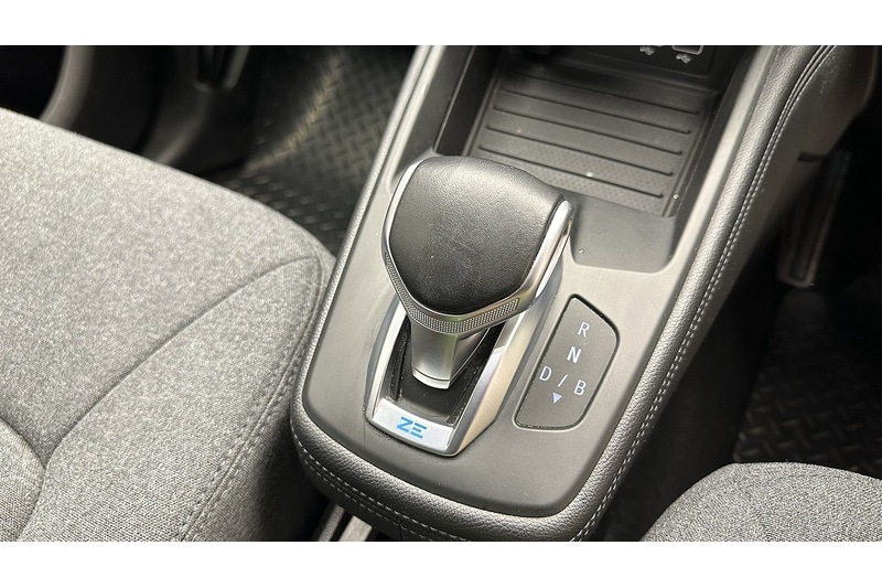 Used Renault Zoe 2022 for sale - 77984904: Photo 42