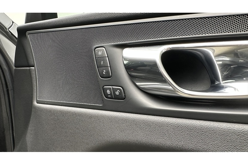 Used Volvo XC60 2019 for sale - 78159826: Photo 31