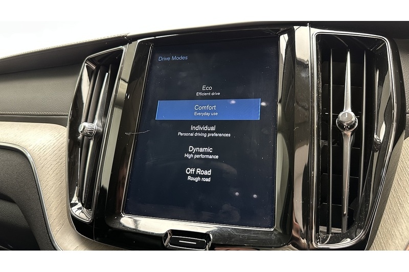 Used Volvo XC60 2019 for sale - 78159826: Photo 42