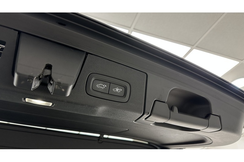 Used Volvo XC60 2019 for sale - 78159826: Photo 51