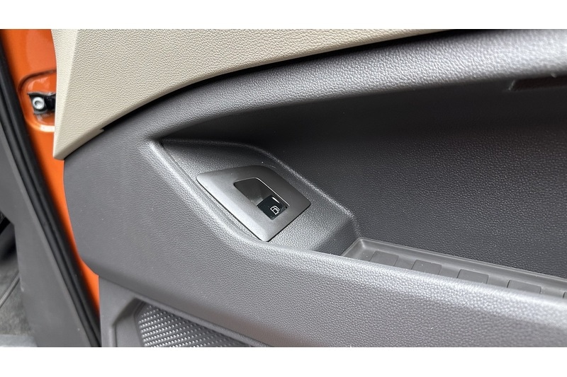 Used Volkswagen Multivan 2022 for sale - 76784298: Photo 37