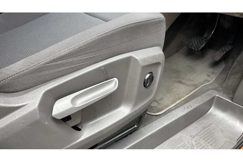 Used Volkswagen Multivan 2022 for sale - 76784298: Photo 39