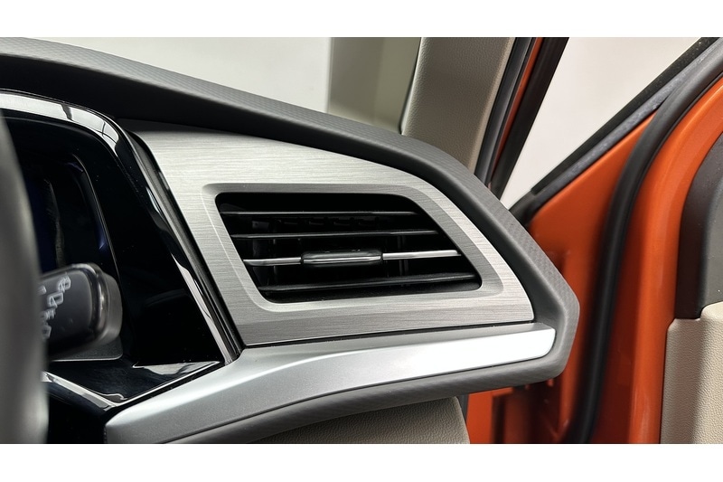 Used Volkswagen Multivan 2022 for sale - 76784298: Photo 40