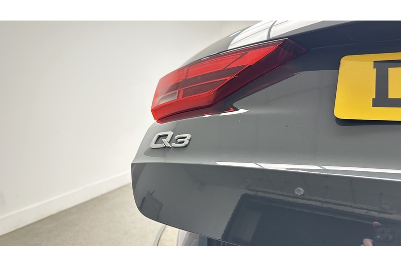 Used Audi Q3 2022 for sale - 77547841: Photo 14