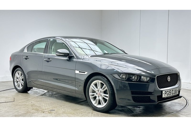 Used Jaguar XE 2015 for sale - 77153971: Photo 11