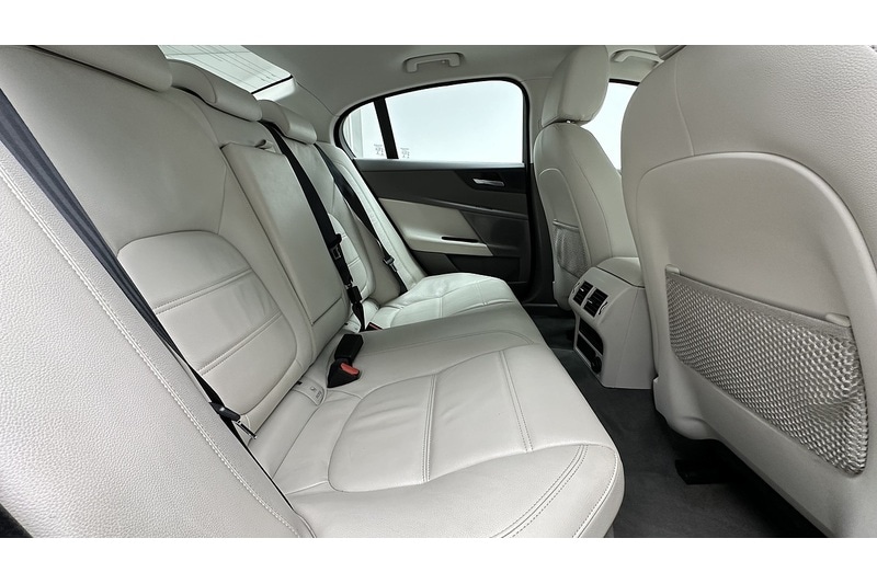 Used Jaguar XE 2015 for sale - 77153971: Photo 23