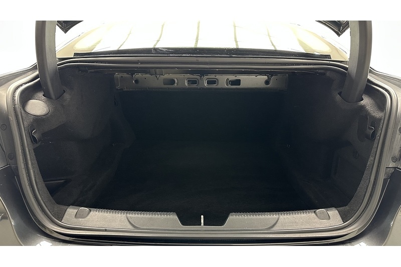 Used Jaguar XE 2015 for sale - 77153971: Photo 45