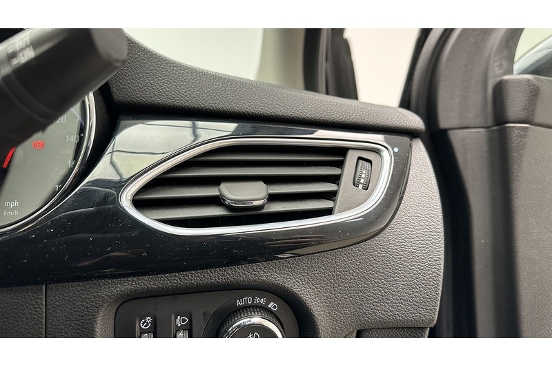 Used Vauxhall Astra 2018 for sale - 77012261: Photo 28