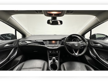 Used Vauxhall Astra 2018 for sale - 77012261: Photo