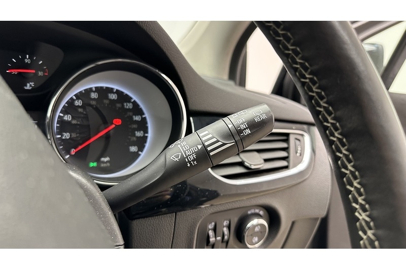 Used Vauxhall Astra 2018 for sale - 77012261: Photo 31