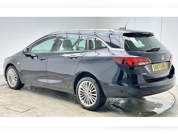 Used Vauxhall Astra 2018 for sale - 77012261: Photo