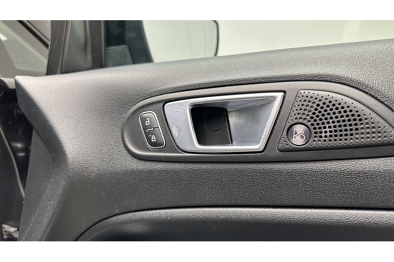 Used Ford Ecosport 2018 for sale - 76784525: Photo 31