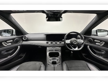 Used Mercedes-Benz E Class 2020 for sale - 76784579: Photo