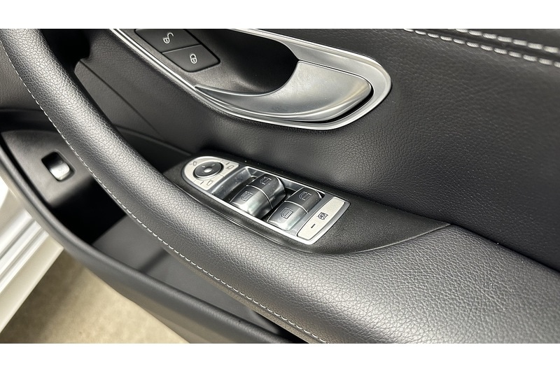 Used Mercedes-Benz E Class 2020 for sale - 76784579: Photo 33