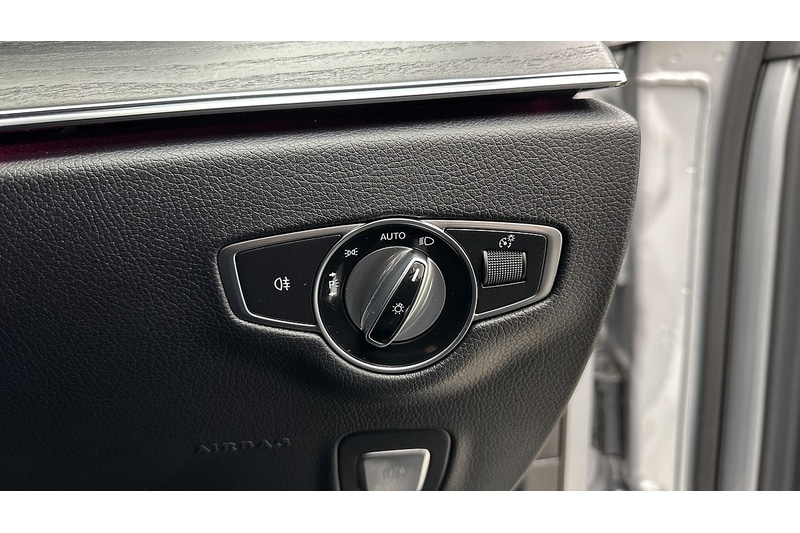 Used Mercedes-Benz E Class 2020 for sale - 76784579: Photo 37