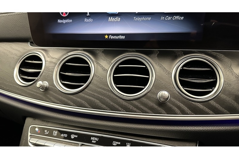 Used Mercedes-Benz E Class 2020 for sale - 76784579: Photo 53