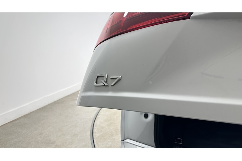 Used Audi Q7 2019 for sale - 76896576: Photo 15