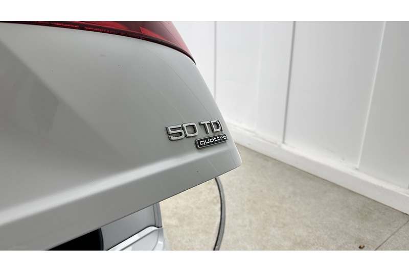 Used Audi Q7 2019 for sale - 76896576: Photo 16