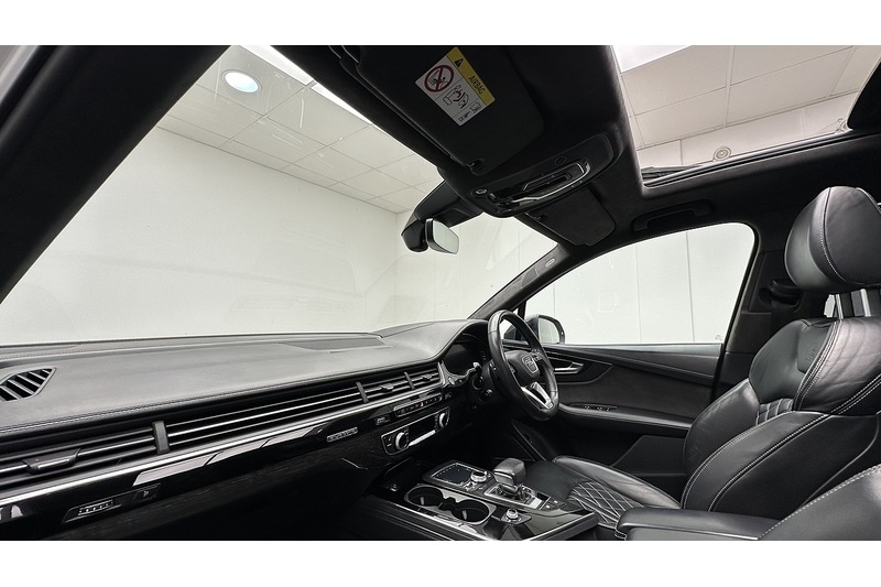 Used Audi Q7 2019 for sale - 76896576: Photo 24