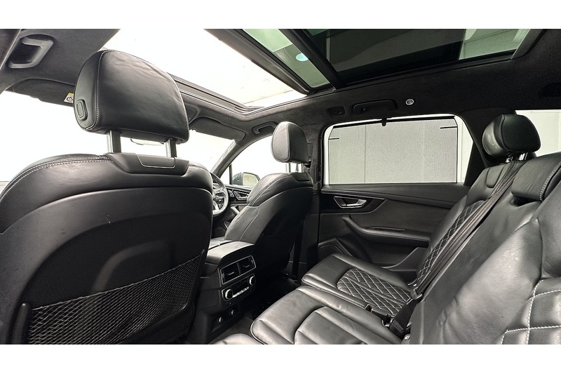 Used Audi Q7 2019 for sale - 76896576: Photo 30