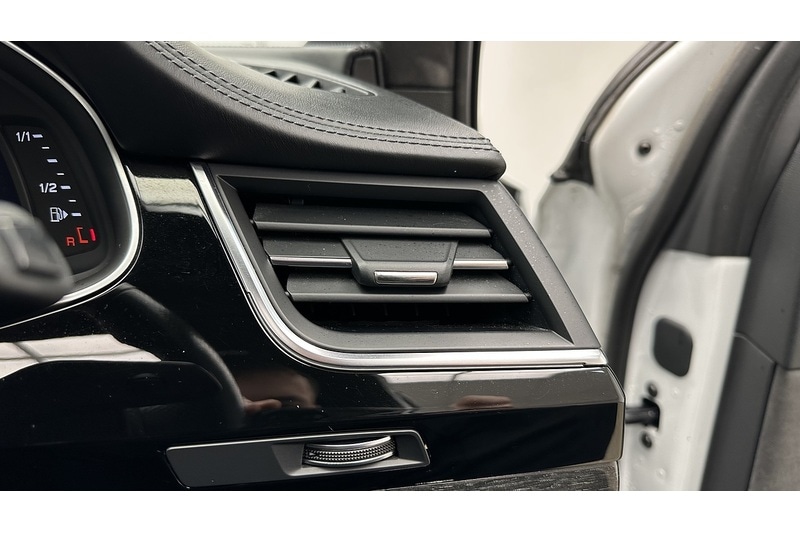 Used Audi Q7 2019 for sale - 76896576: Photo 46