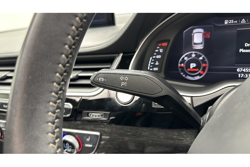 Used Audi Q7 2019 for sale - 76896576: Photo 48