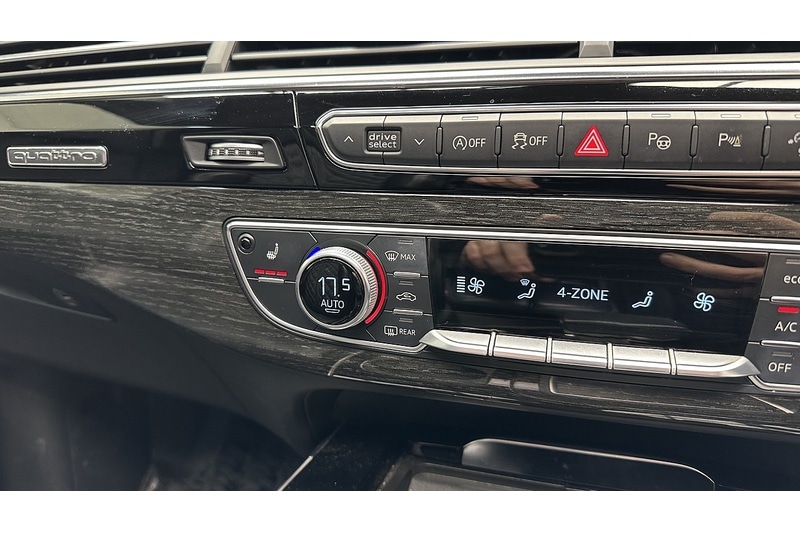 Used Audi Q7 2019 for sale - 76896576: Photo 61