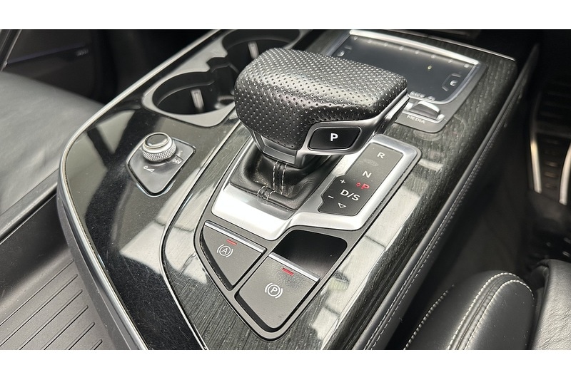 Used Audi Q7 2019 for sale - 76896576: Photo 64