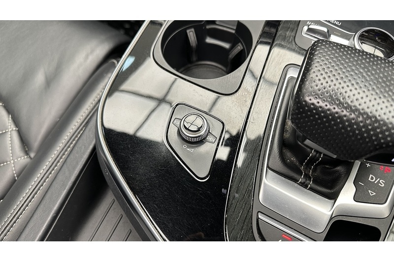 Used Audi Q7 2019 for sale - 76896576: Photo 65