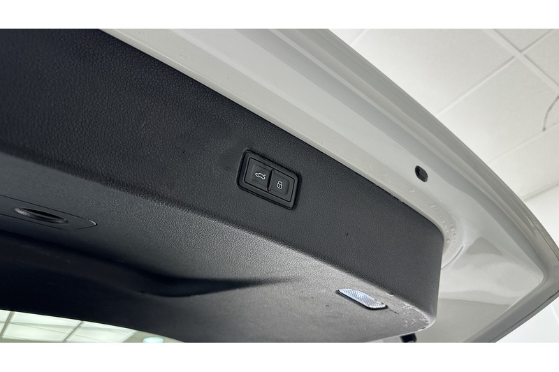 Used Audi Q7 2019 for sale - 76896576: Photo 72