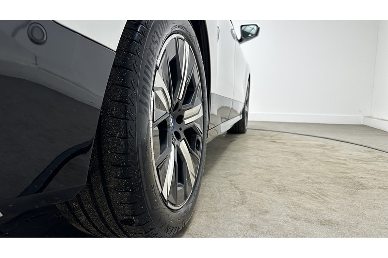 Used BMW iX 2022 for sale - 77622072: Photo 16