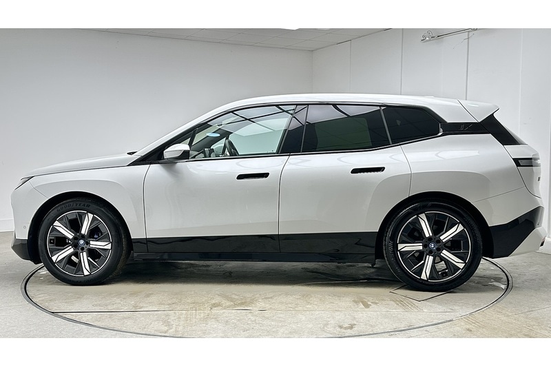 Used BMW iX 2022 for sale - 77622072: Photo 7