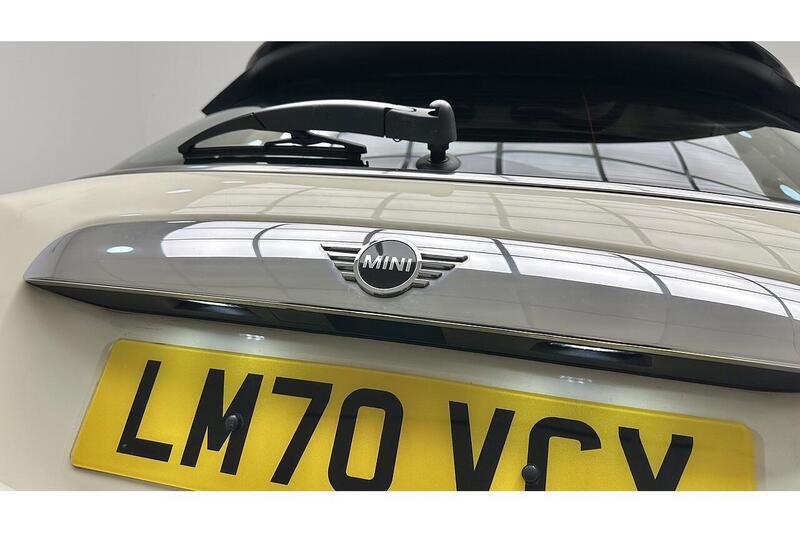 Used MINI Hatch 2020 for sale - 76784509: Photo 15