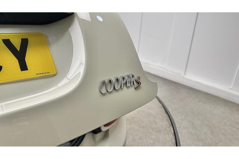 Used MINI Hatch 2020 for sale - 76784509: Photo 16