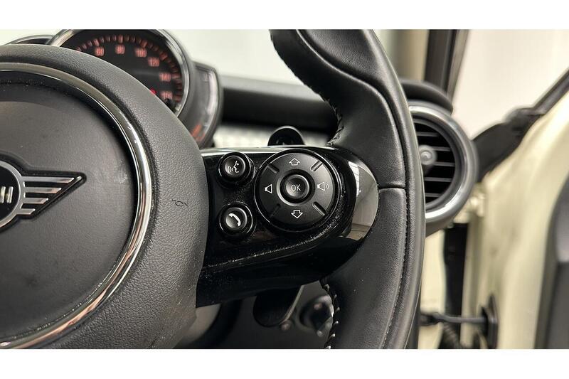 Used MINI Hatch 2020 for sale - 76784509: Photo 40