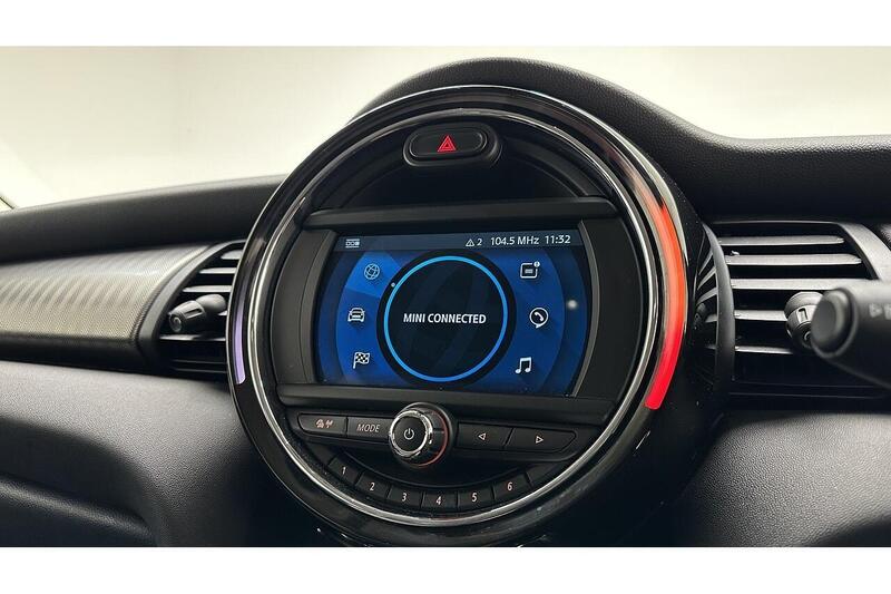 Used MINI Hatch 2020 for sale - 76784509: Photo 42