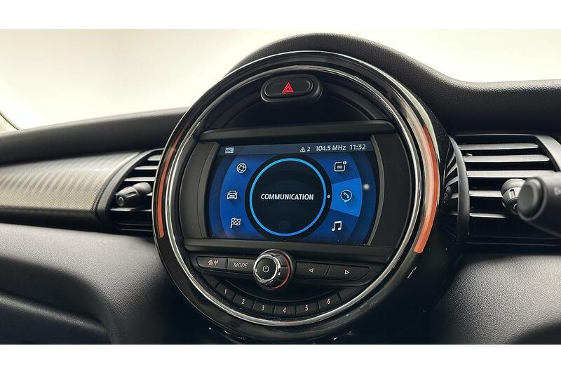 Used MINI Hatch 2020 for sale - 76784509: Photo 46