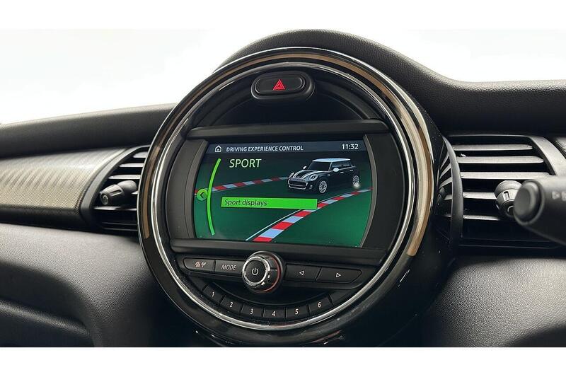 Used MINI Hatch 2020 for sale - 76784509: Photo 51