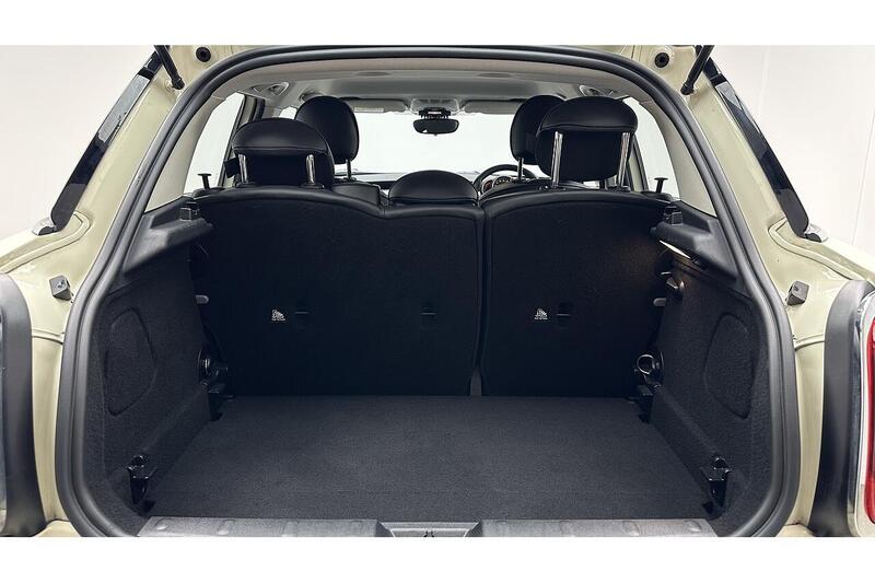 Used MINI Hatch 2020 for sale - 76784509: Photo 57