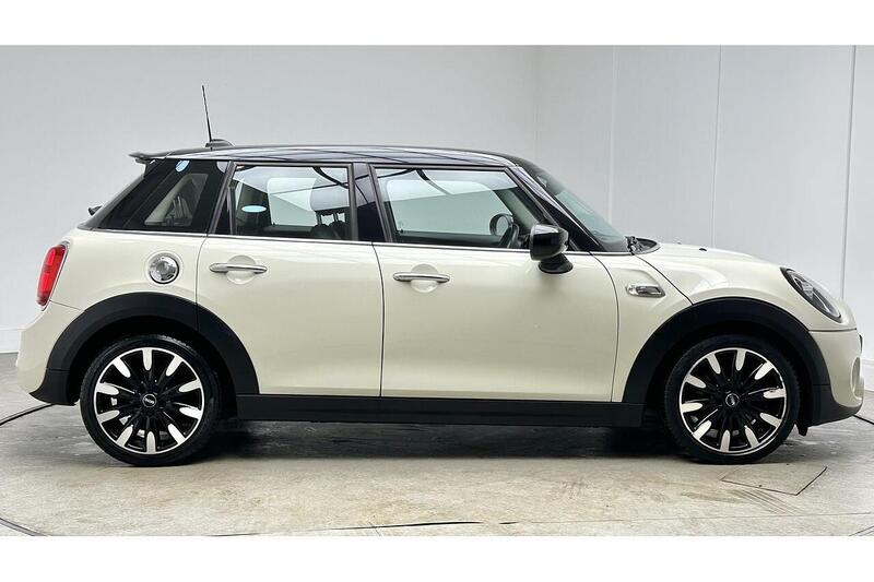 Used MINI Hatch 2020 for sale - 76784509: Photo 6