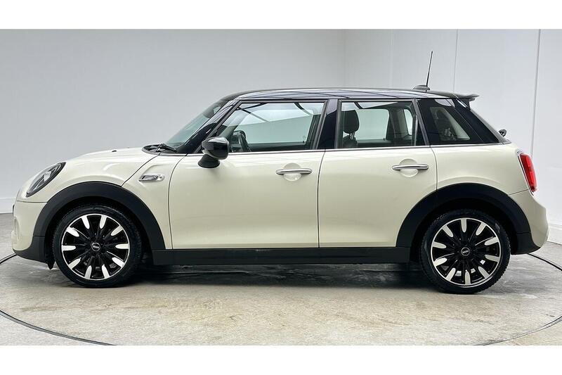 Used MINI Hatch 2020 for sale - 76784509: Photo 8