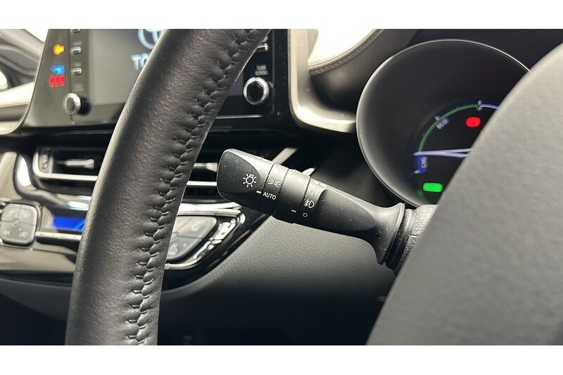 Used Toyota C-HR 2020 for sale - 78083718: Photo 35