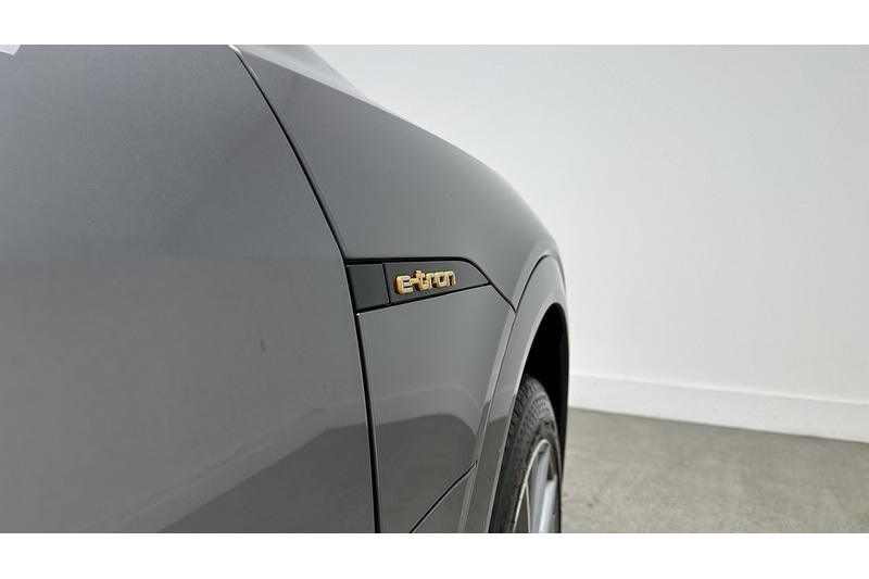 Used Audi e-tron 2019 for sale - 77012260: Photo 13