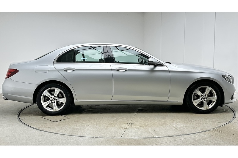 Used Mercedes-Benz E Class 2017 for sale - 77967992: Photo 5